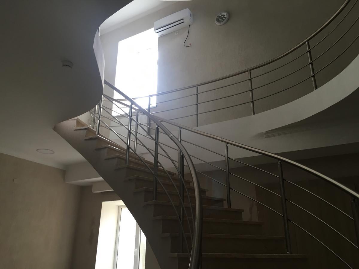 Kmg Hotel Khashuri Kültér fotó
