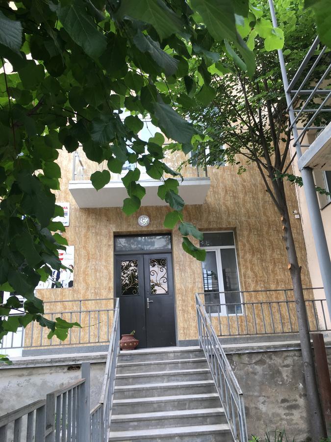 Kmg Hotel Khashuri Kültér fotó