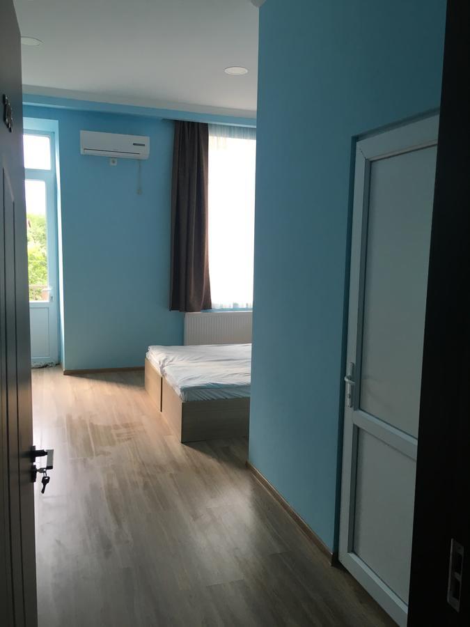 Kmg Hotel Khashuri Kültér fotó