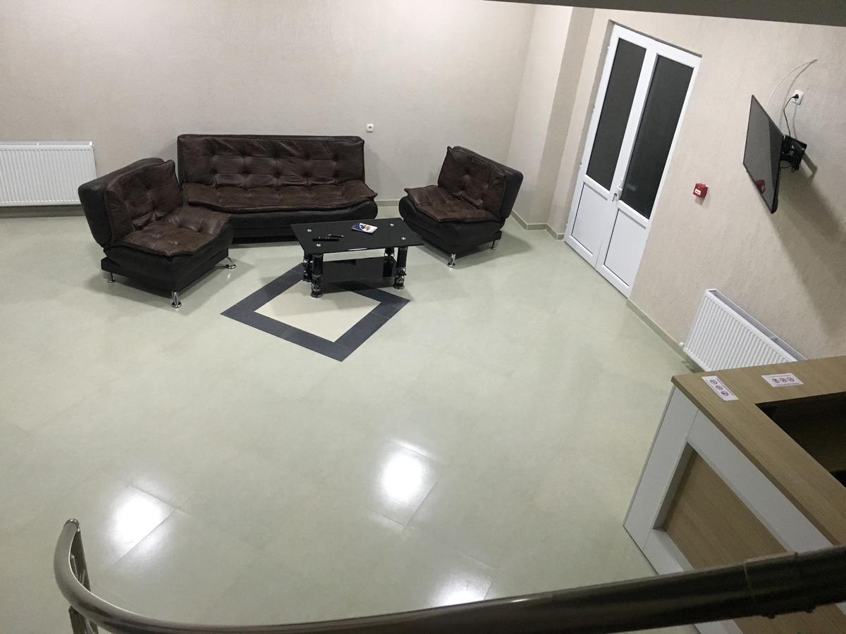 Kmg Hotel Khashuri Kültér fotó