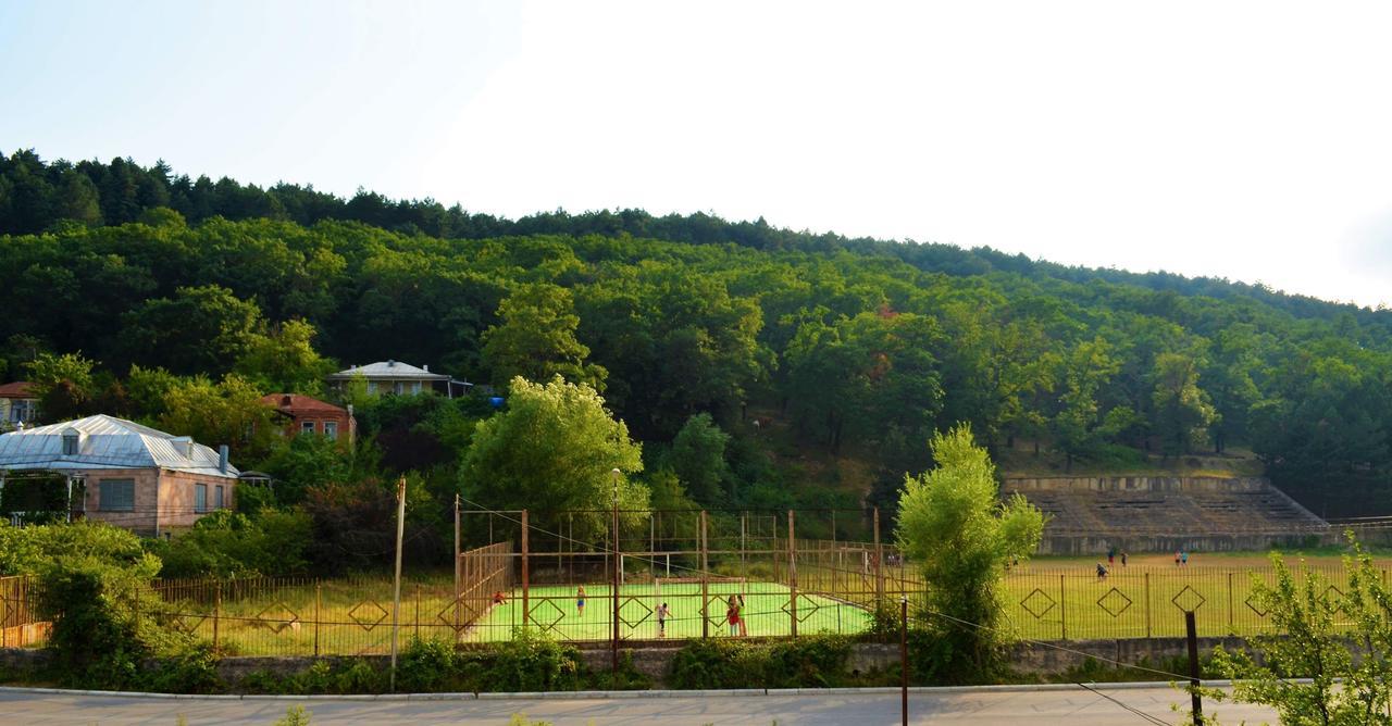 Kmg Hotel Khashuri Kültér fotó